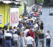 Colas para Votar en el Referendum